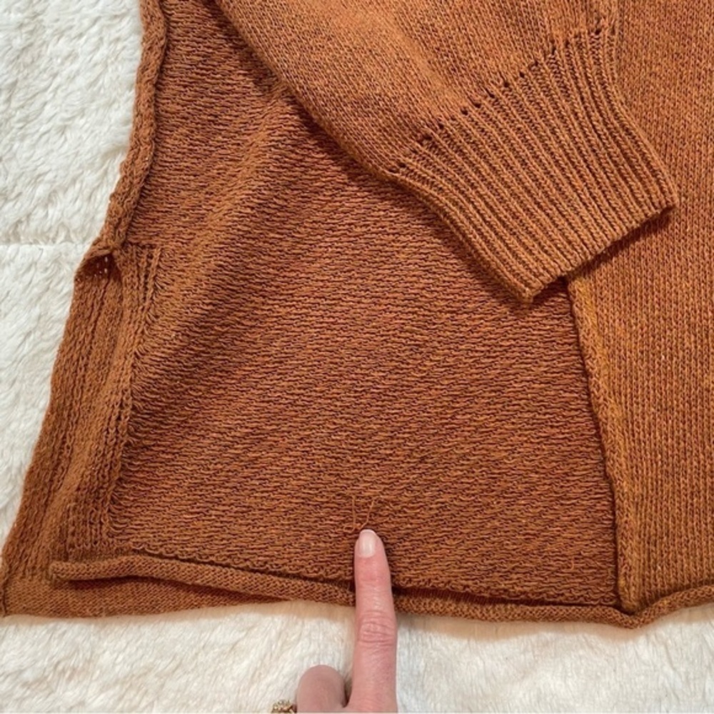 Easel Womens Size Medium Oversized V Neck Pullover Sweater Tunic Rust‎ Orange - Picture 4 of 11